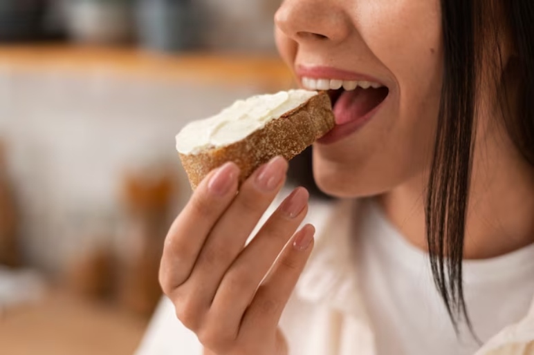 Smart Snacking: A Dental Care Approach